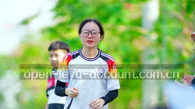 发现安全漏洞 立即联系我们
